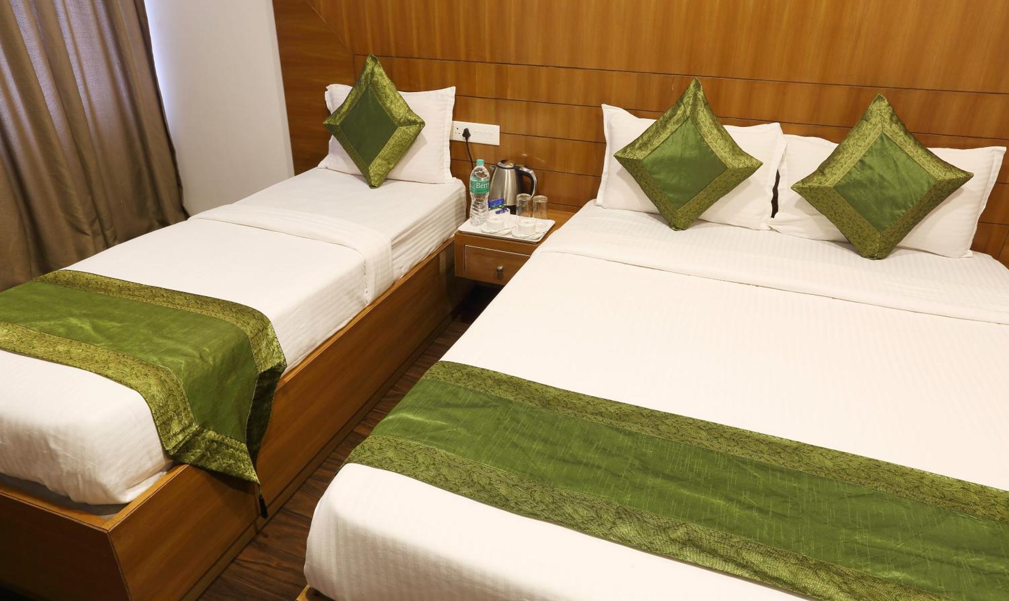 Treebo Skydale Inn & Suites With Mountain View Ooty Bagian luar foto
